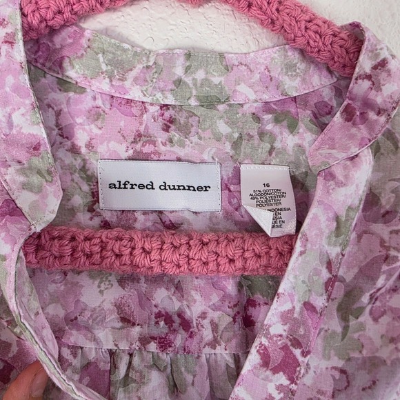 Alfred Dunner Women's Floral Print Button Up Blouse Shirt Top Size 16 Pink Green - Picture 4 of 5